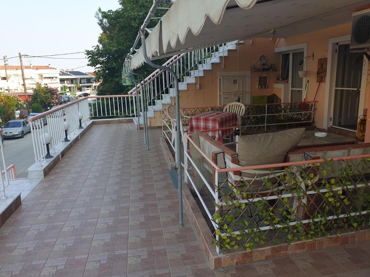 Anna Apartments Néa Péramos المظهر الخارجي الصورة